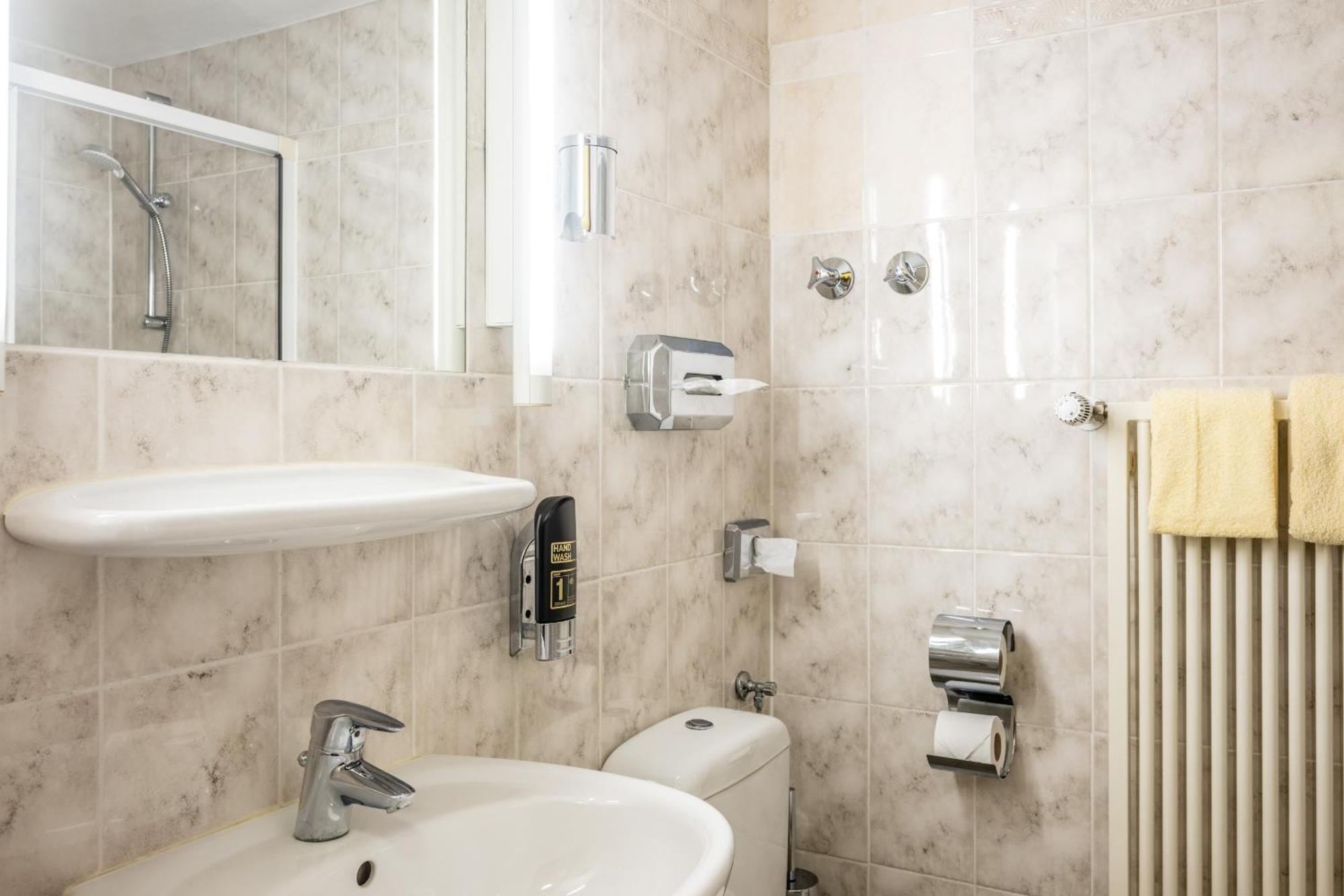 Standard Single Room